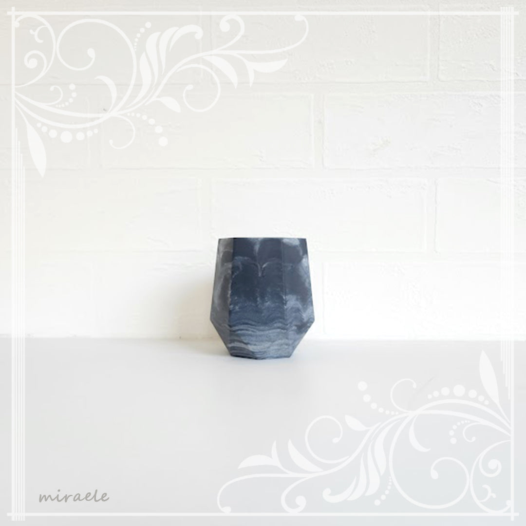 pen holder 104