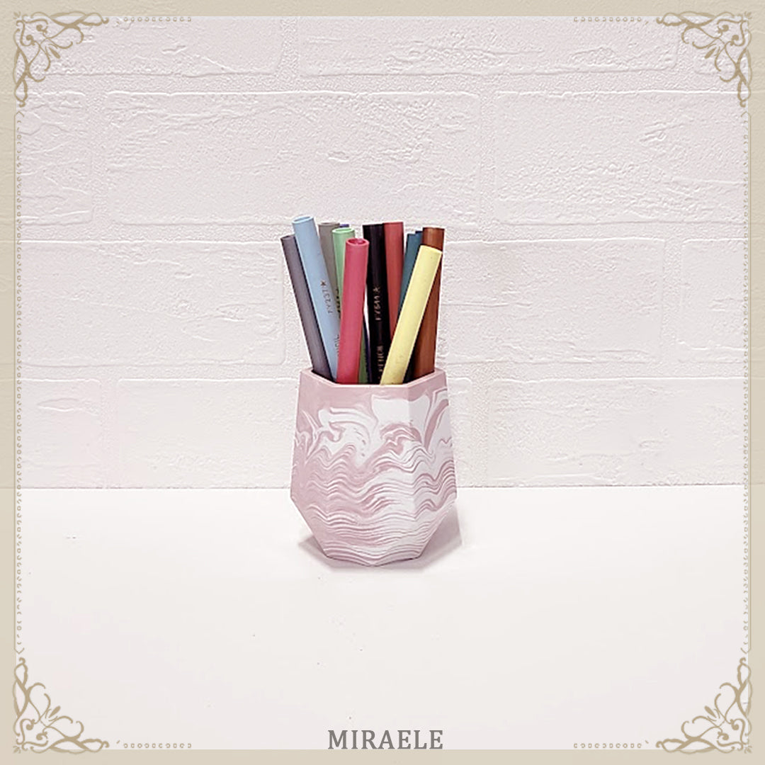 pen holder 103