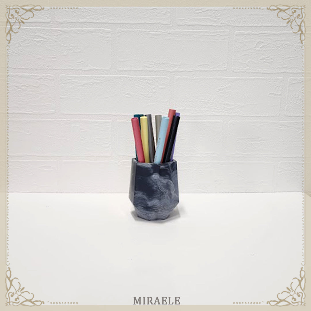 pen holder 104