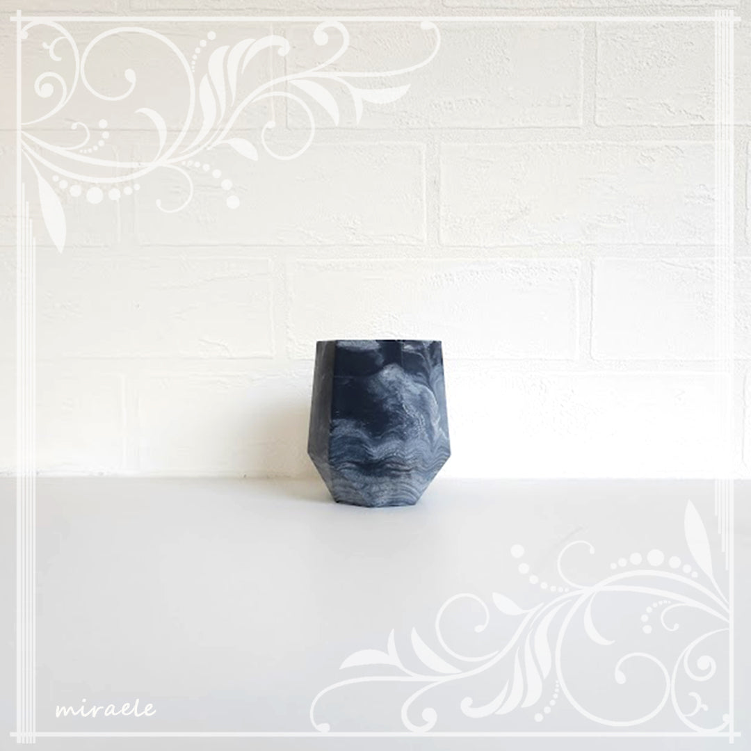 pen holder 104
